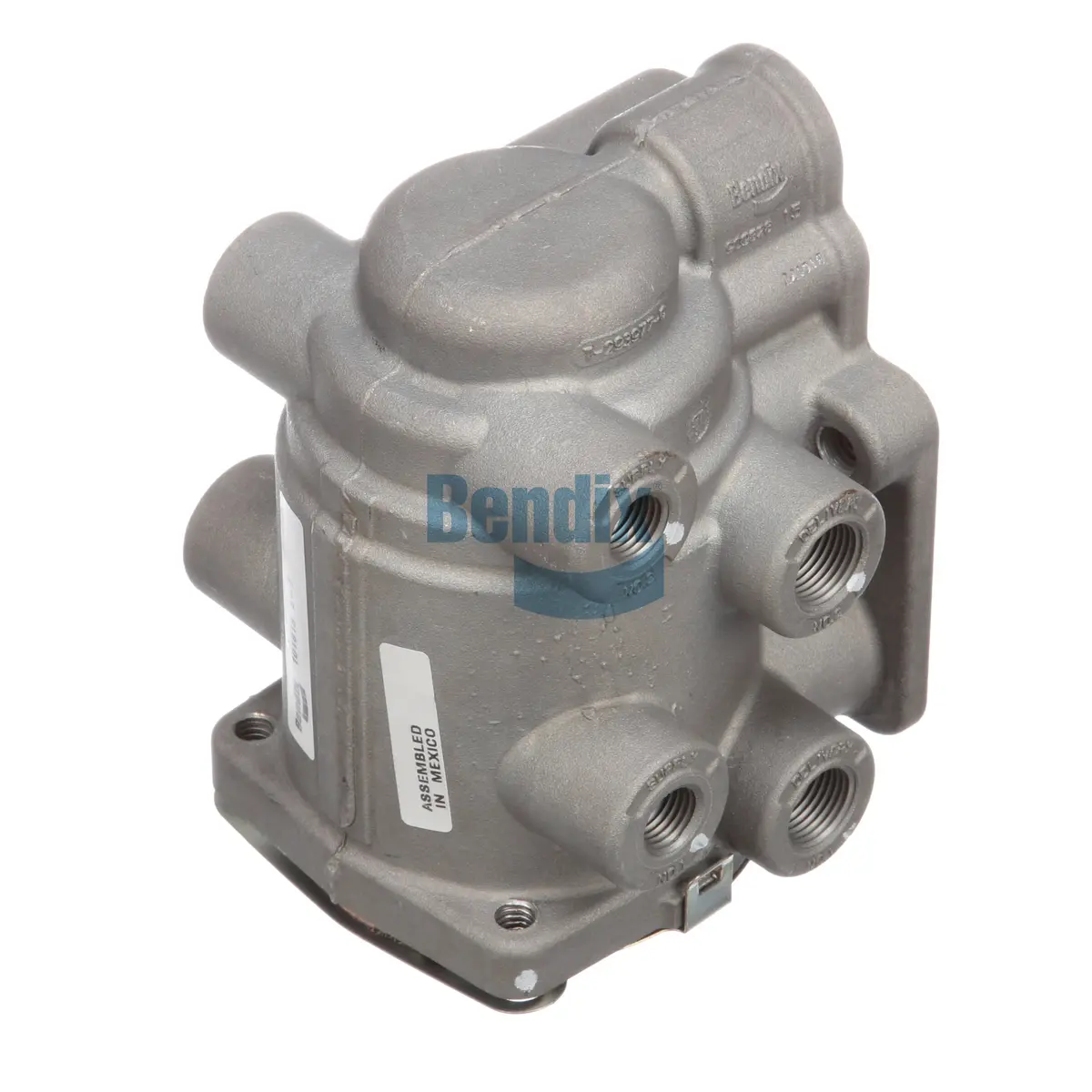 E-7 Dual Foot Brake Valve | Bendix 101818N 1