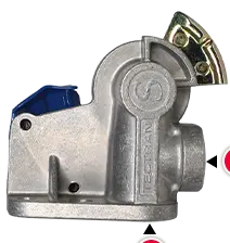 Service Shut Off Gladhand With 37.5° Angle Mount | 9217 Tectran 1