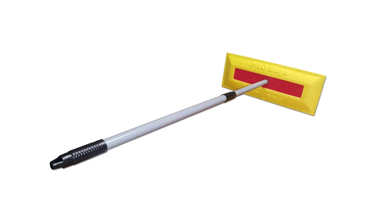 Extendable Sno-Brum Pro Edge | 73100 Angel Guard 1