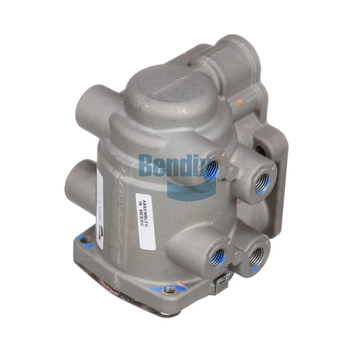 E-7 Dual Foot Brake Valve | Bendix 288383N 1