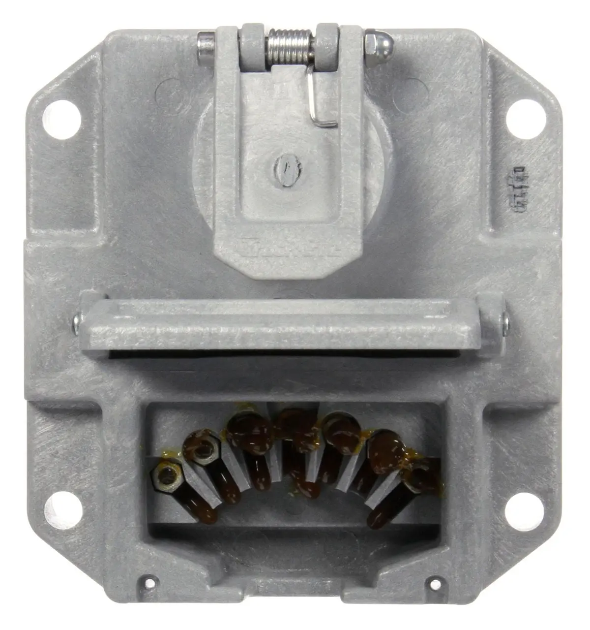 50 Series 7 Solid Pin Nose Box Without Circuit Breakers | Truck-Lite 50805 1