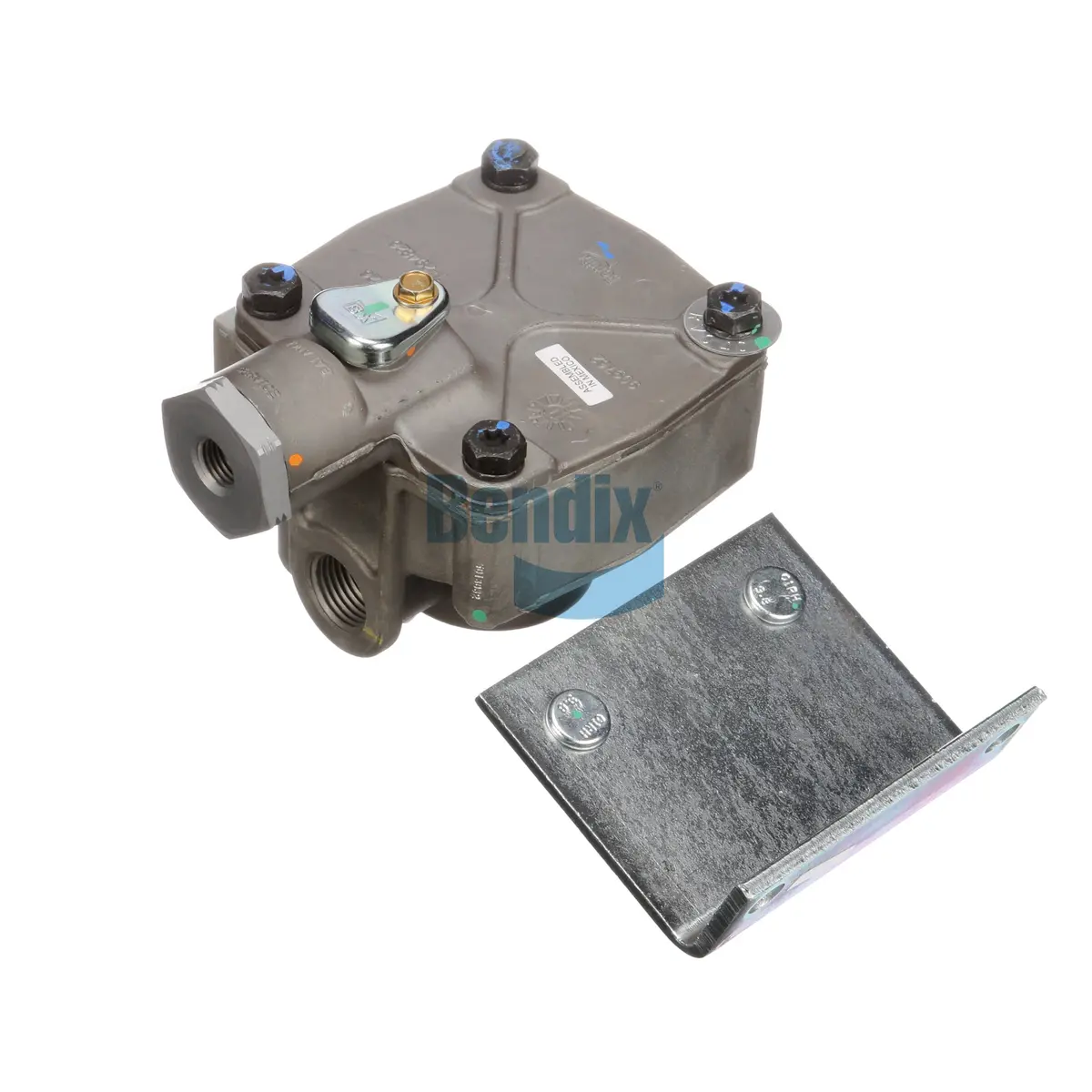 R-14 Relay Valve With Horizontal Delivery Ports | Bendix 801591 1