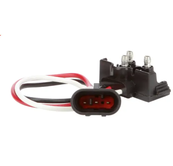 8.63" 16 Gauge Gpt 3-Wire Stop/Turn/Tail Plug, Right Angle Pl-3 & Fit 'N Forget S.S. Plugs | Truck-Lite 94768 1