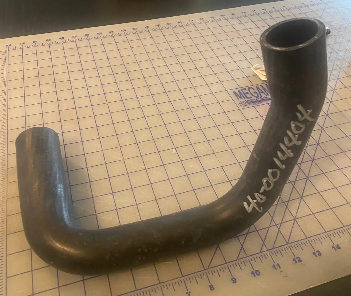 40-0014404 Radiator Lower Hose, Hercules Radiator Hose For The 1600 Series Engines. 1