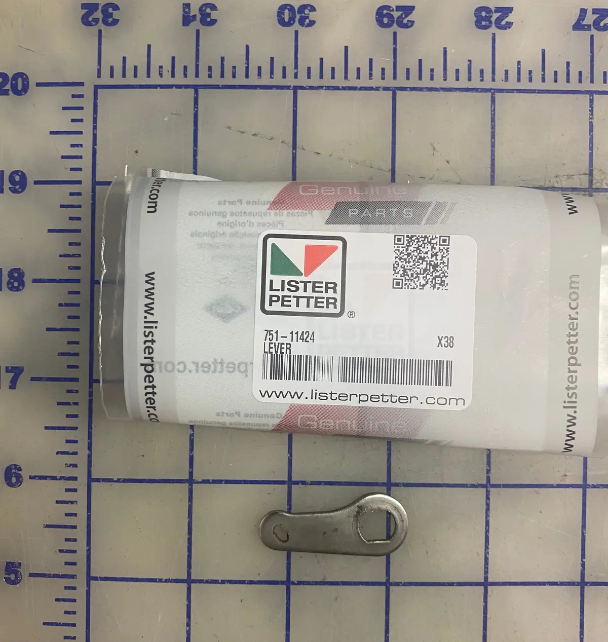 751-11424 Lever, Speeder Spring. Part Number 19. Used On The Lister Petter Lpw Series Engines Also Known As The Alpha Series. 1