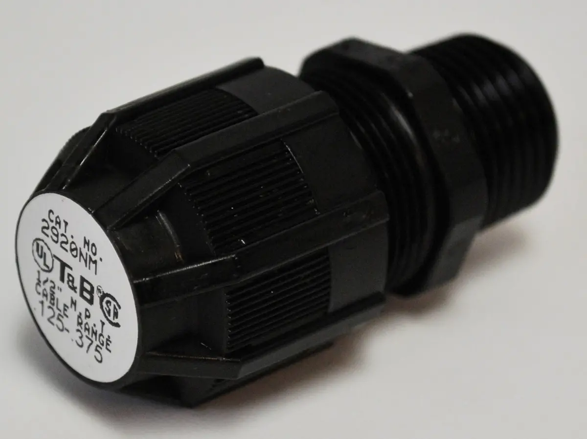 Cable Entrance Fitting | 920216 Betts Lighting 1