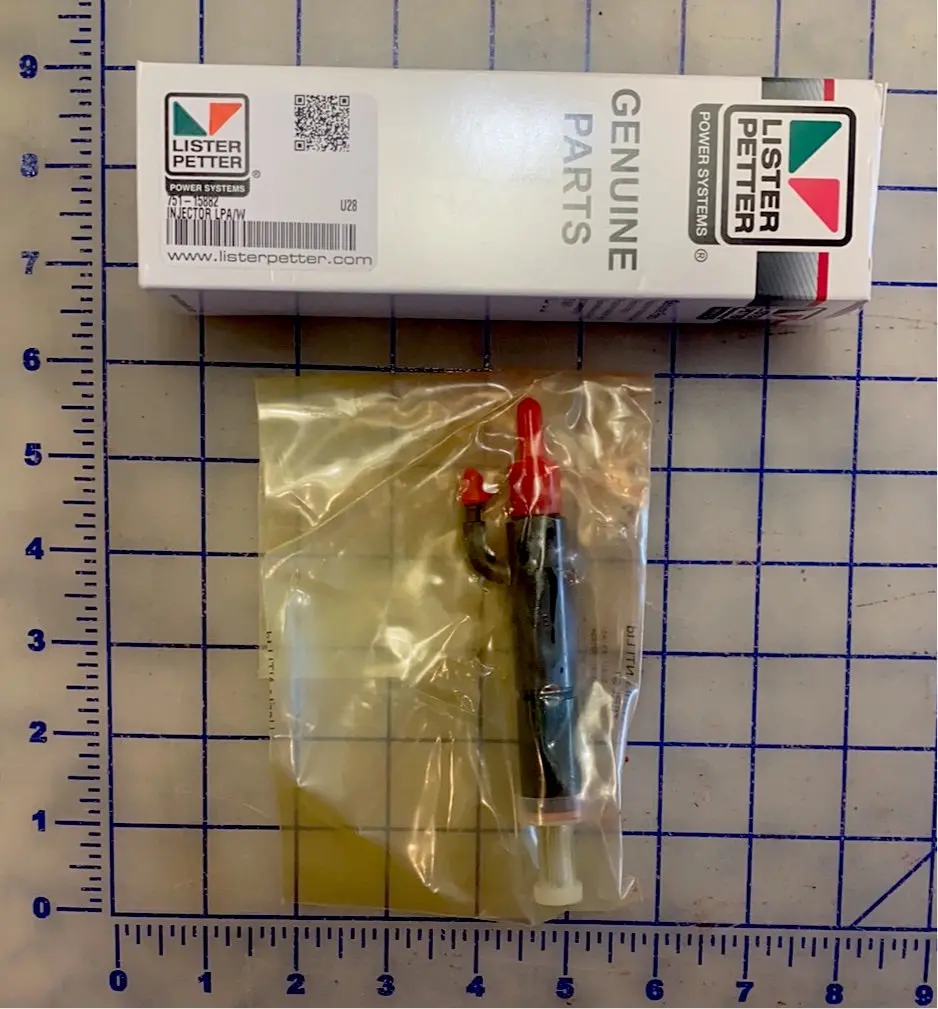 751-15882 Fuel Injector For Lister Petter Lpa And Lpw2/3/4 Model Engines. 1