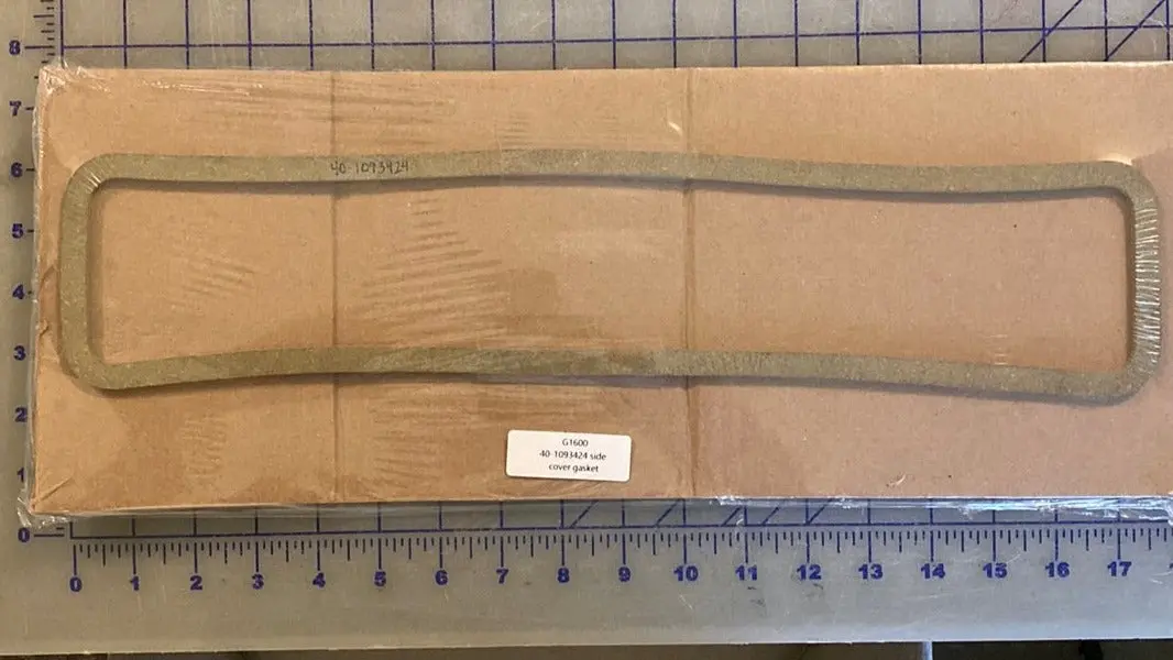 40-1093424 Side Cover Gasket, Used On The Hercules G1600 Gas Engine 1